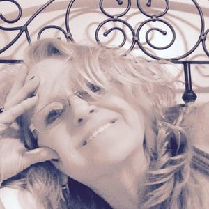 Meet your Posher, Leah